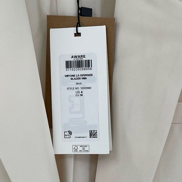 Vero Moda Aware Tone Long Sleeve Oversized Blazer Jacket Birch Women US 4 Office - Picture 5 of 10